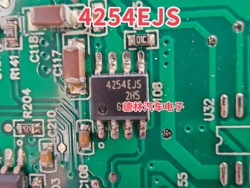 TLE4254EJS 4254EJS TLE4254EJSXUMA2全新原装芯片可拍