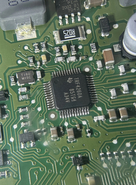 TRF4260A QFP48汽车电脑板芯片贴片 质量保证