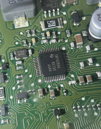 TRF4260A QFP48汽车电脑板芯片贴片 质量保证