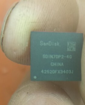 SDIN7DP2-4G 闪迪EMMC4.5 存储芯片4GB 153全新直拍