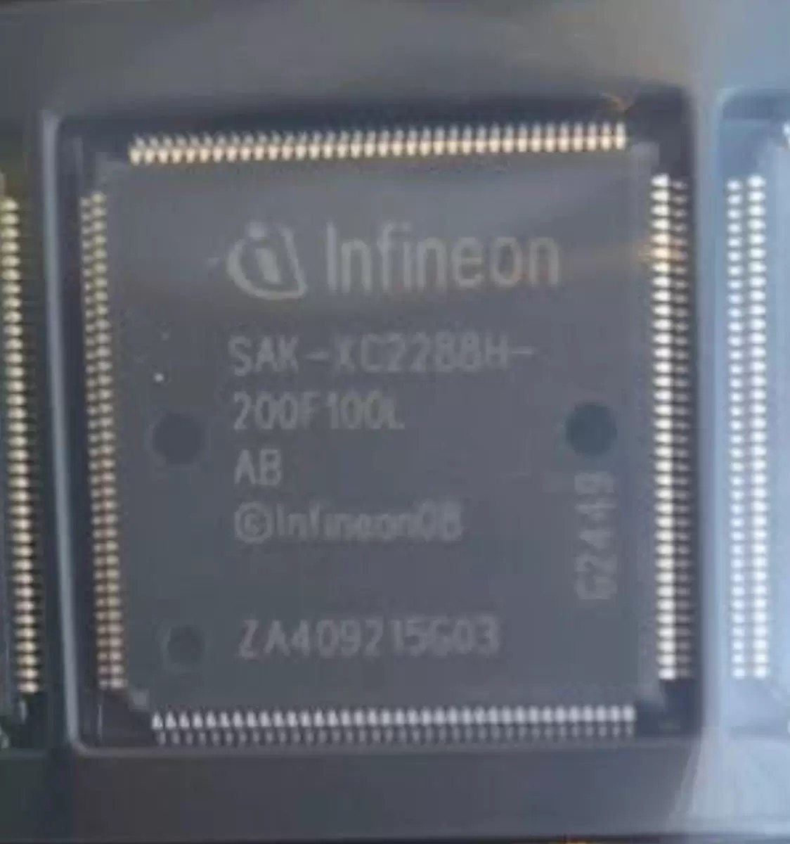 全新原装 SAK-XC2288H-200F100L AB 封装LQFP-144 现货 汽车芯片
