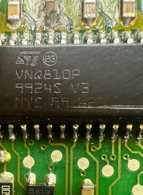 VNQ810P   汽车电脑板芯片 贴片28脚芯片 全新