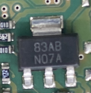 LM317 LM317AEMP 丝印N07A SOT223 稳压器芯片 可直拍