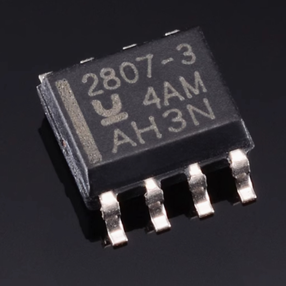 UCC2807D-3 UCC2807-3 2807-3 PWM 控制器 封装SOP8 全新原装