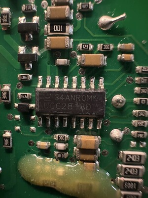 UCC2818D 全新 电源管理芯片 实价可直拍
