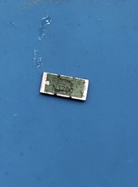 SMT-R033 SMT-RO33 宝马X6电脑板精密点火易损点火 V5036S旁边