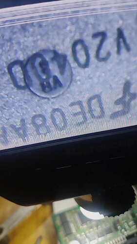 V2040D  汽车电脑板三极管TO252