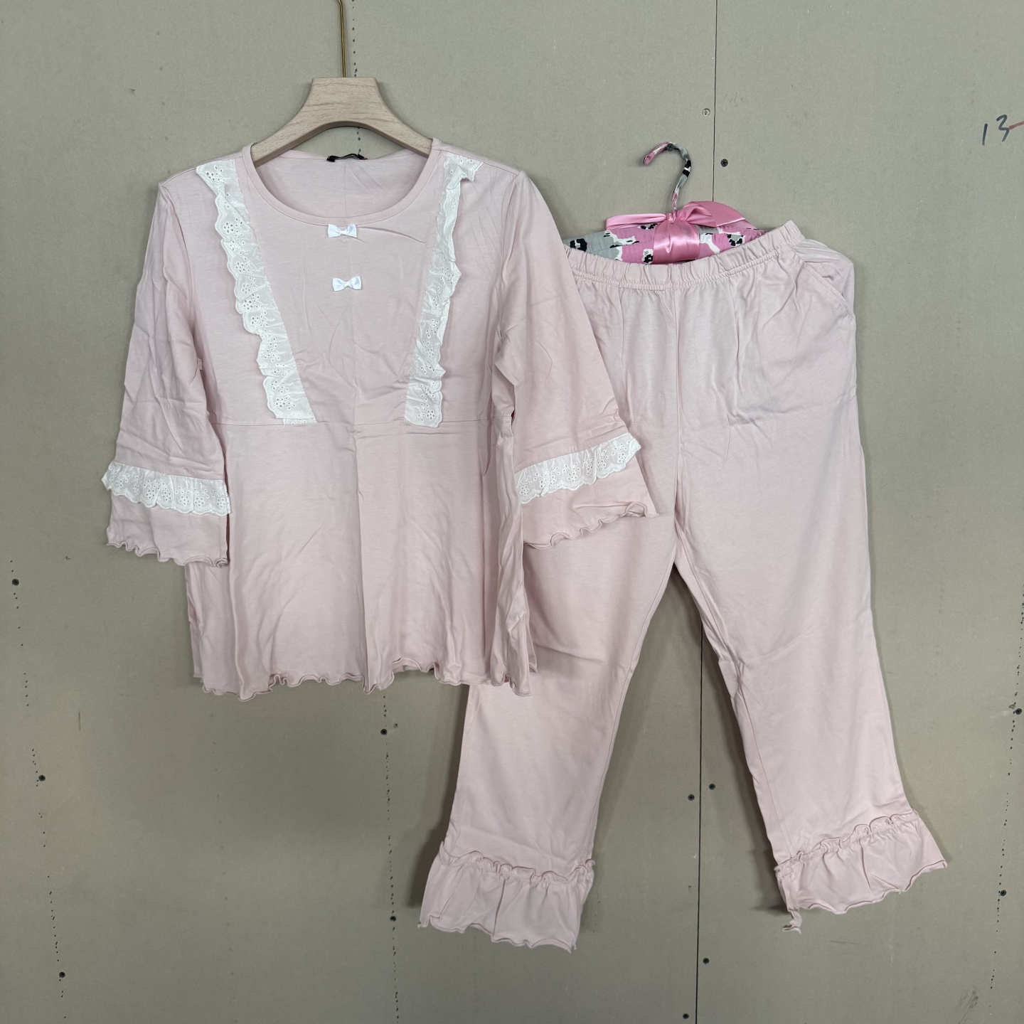 爱美丽女士家居服圆领分袖套装IM46CMU1