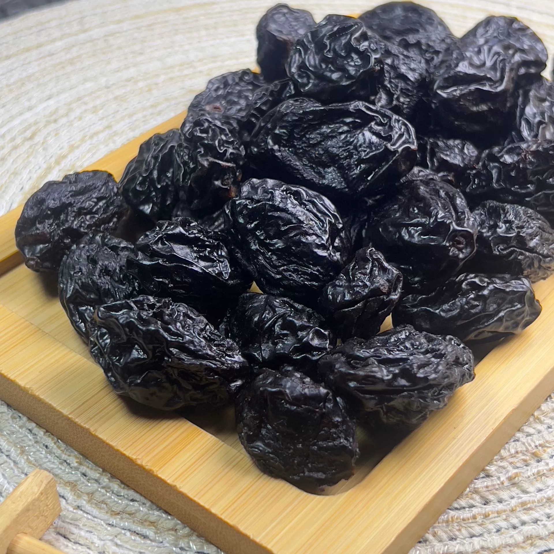 新疆西梅干500g喀什无添加原果晒干大颗粒零食大梅子干带核果干