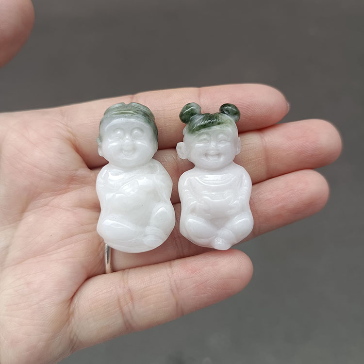 汇宝斋南阳玉独山玉独玉黑白透水白老料俏雕招财童子吊坠精雕挂坠