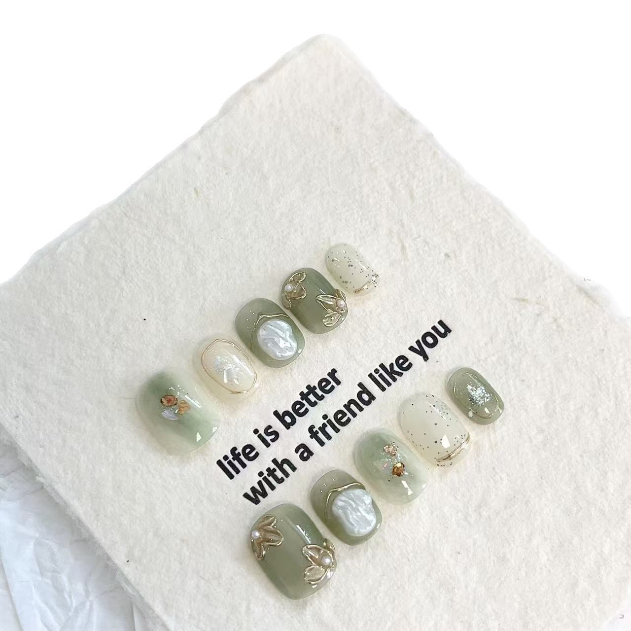 安艺精品 青碧底色搭配米白金属珍珠添彩诠释新中式美甲