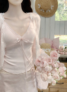 【Dear YN】温柔甜系V领带胸垫蕾丝吊带修身短款内搭背心女新