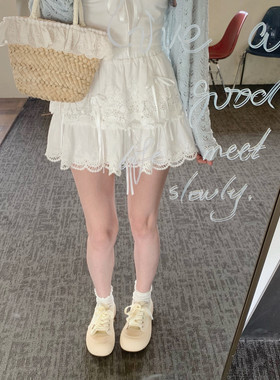 【Dear YN】甜美少女丝带蝴蝶结点缀高腰蛋糕裙蕾丝蓬蓬短裙女夏