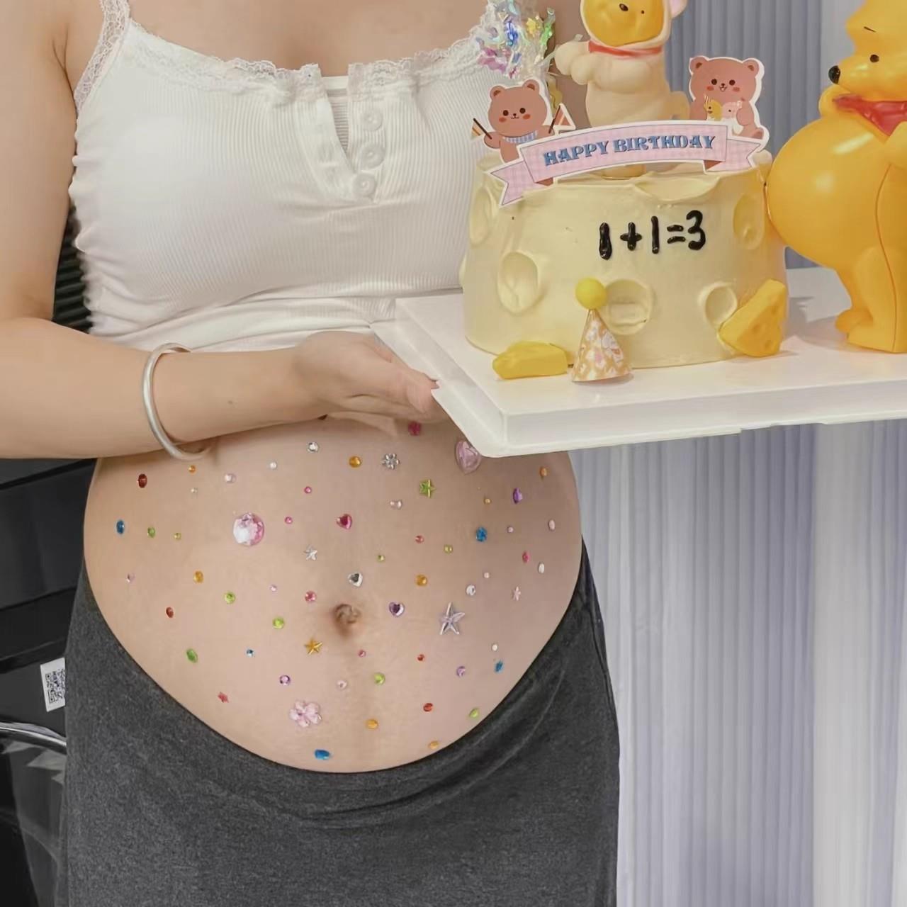 孕妇照肚皮贴纸孕肚拍照道具居家自拍大水钻女孩装饰贴画情侣写真图片