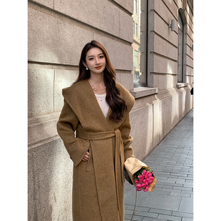 千金风姜黄色连帽系带手工双面羊绒大衣女冬加厚长款高端毛呢外套