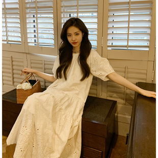 ZHUYIYI 宽松显瘦大裙摆白色长裙子 重工刺绣蕾丝连衣裙女夏泡泡袖