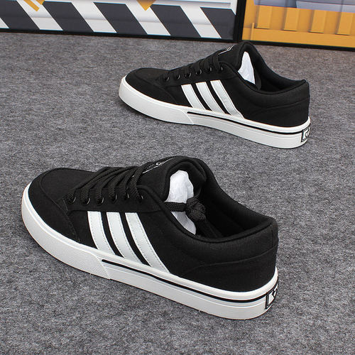 情侣帆布鞋透气平底休闲板鞋百搭