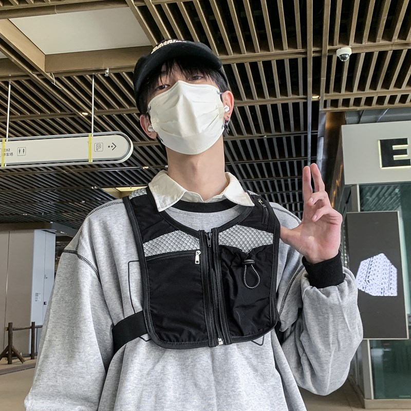 潮酷暗黑机能风战术工装马甲背心包反光轻便骑行跑步收纳手机包