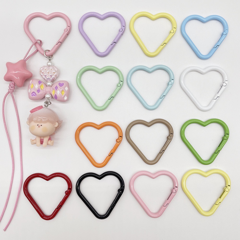 5个彩色合金大爱心弹簧扣