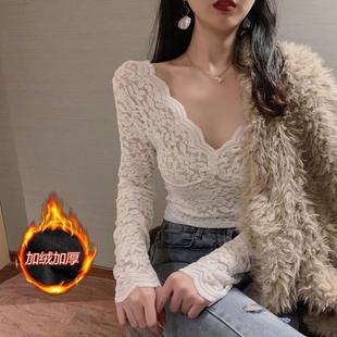 性感v领蕾丝打底衫女秋冬配皮草内搭洋气长袖上衣纯欲风透视小衫