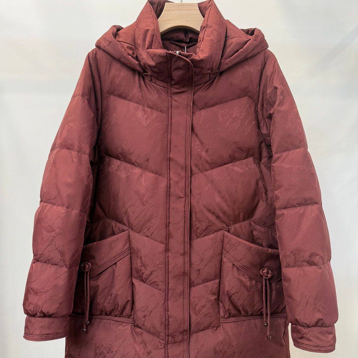 Q95021奶奶冬装羽绒服外套中老年人妈妈本命年红色喜庆棉袄老太太