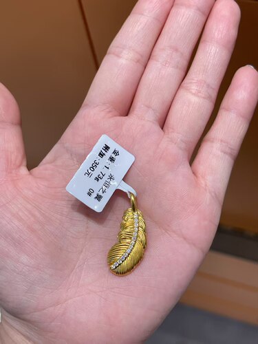 足金999吊坠净金重1.73克