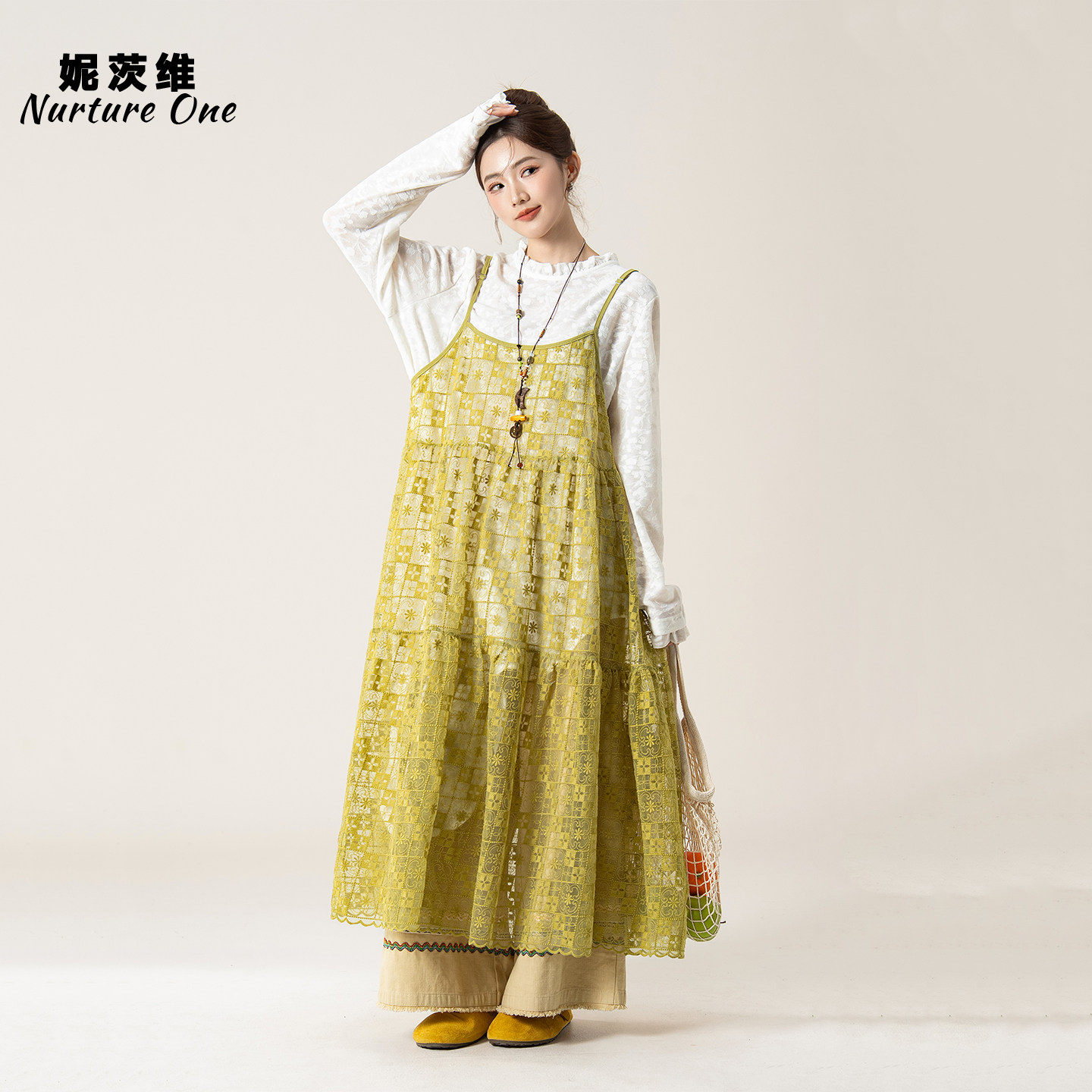 妮茨维【叠穿罩裙】绿色碎花刺绣连衣裙女秋日穿搭遮肉显瘦吊带裙图片