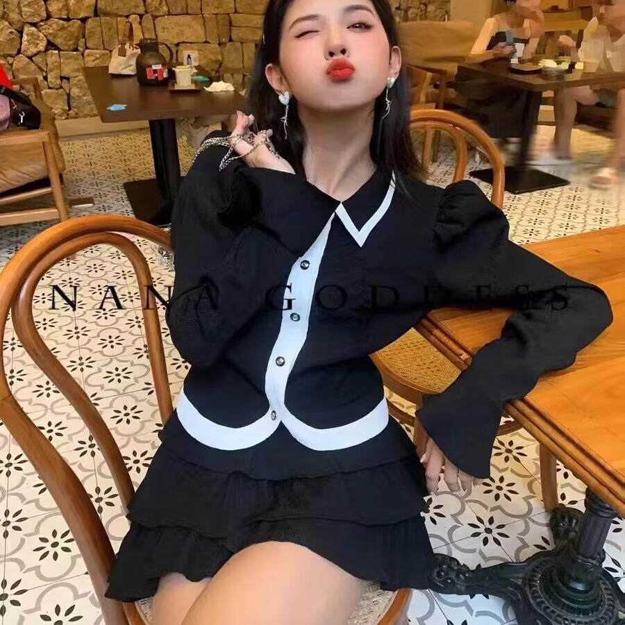 法式小香风套装女高级感复古喇叭袖上衣蛋糕裙两件套浅蓝色早秋