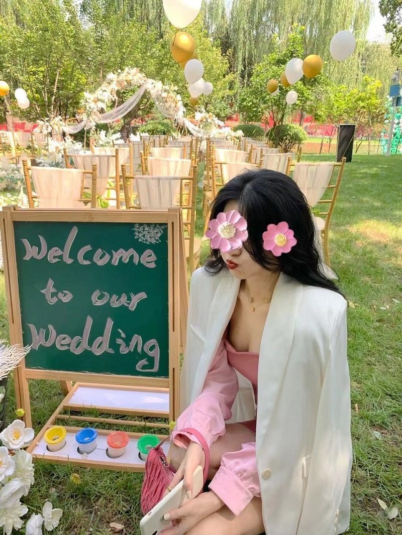 白色西装名媛气质修身显瘦复古时尚港风高级感小众设计chic外套女