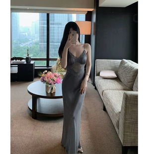 欧美性感V领吊带灰色礼服轻奢小众高端级气质名媛收腰蕾丝连衣裙