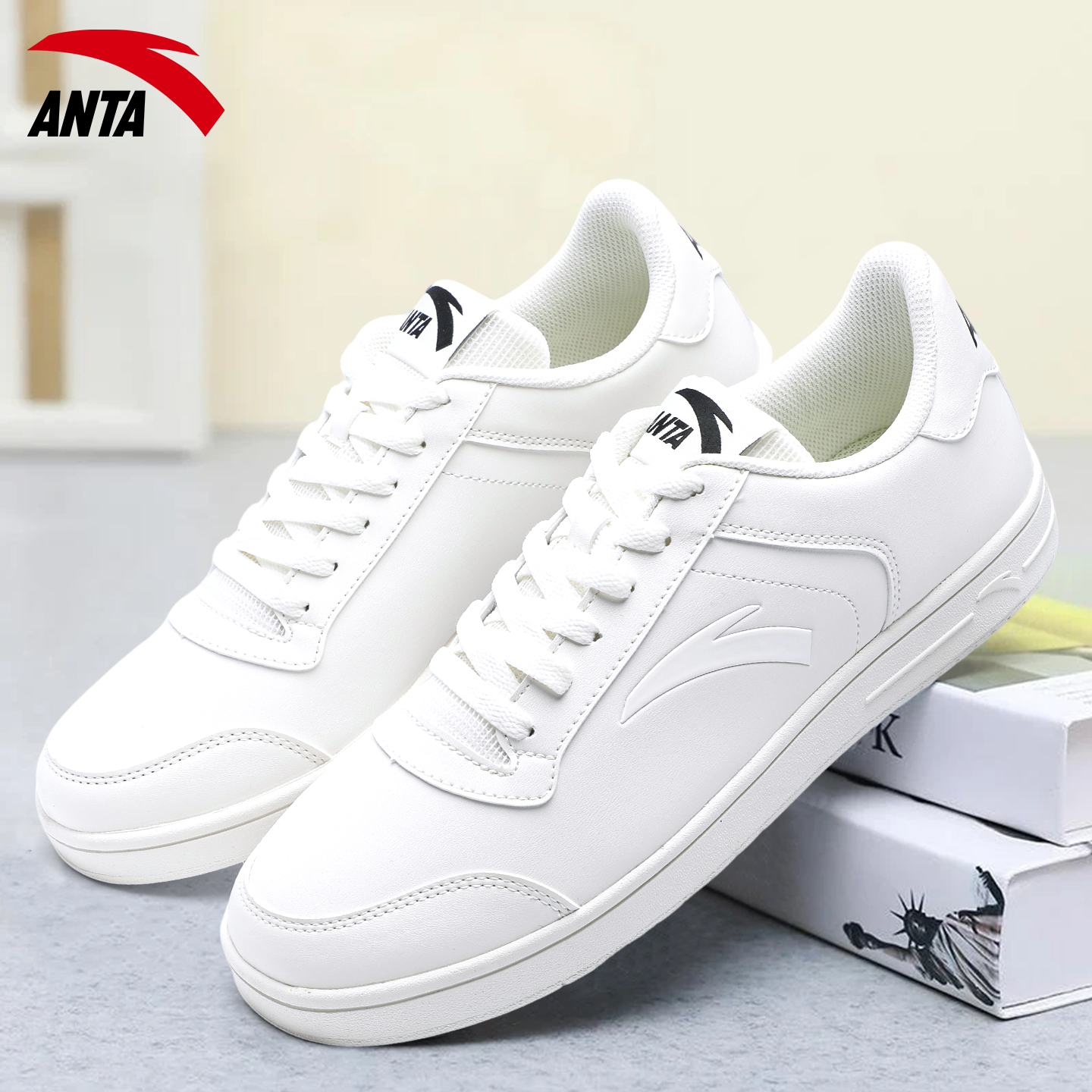 安踏男鞋休闲板鞋耐磨