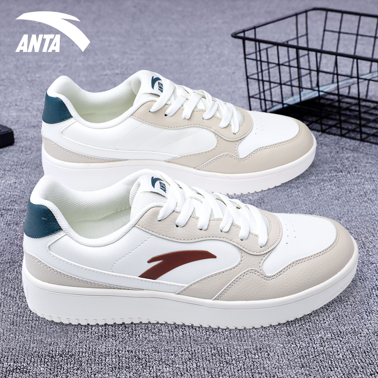 安踏男鞋休闲透气板鞋