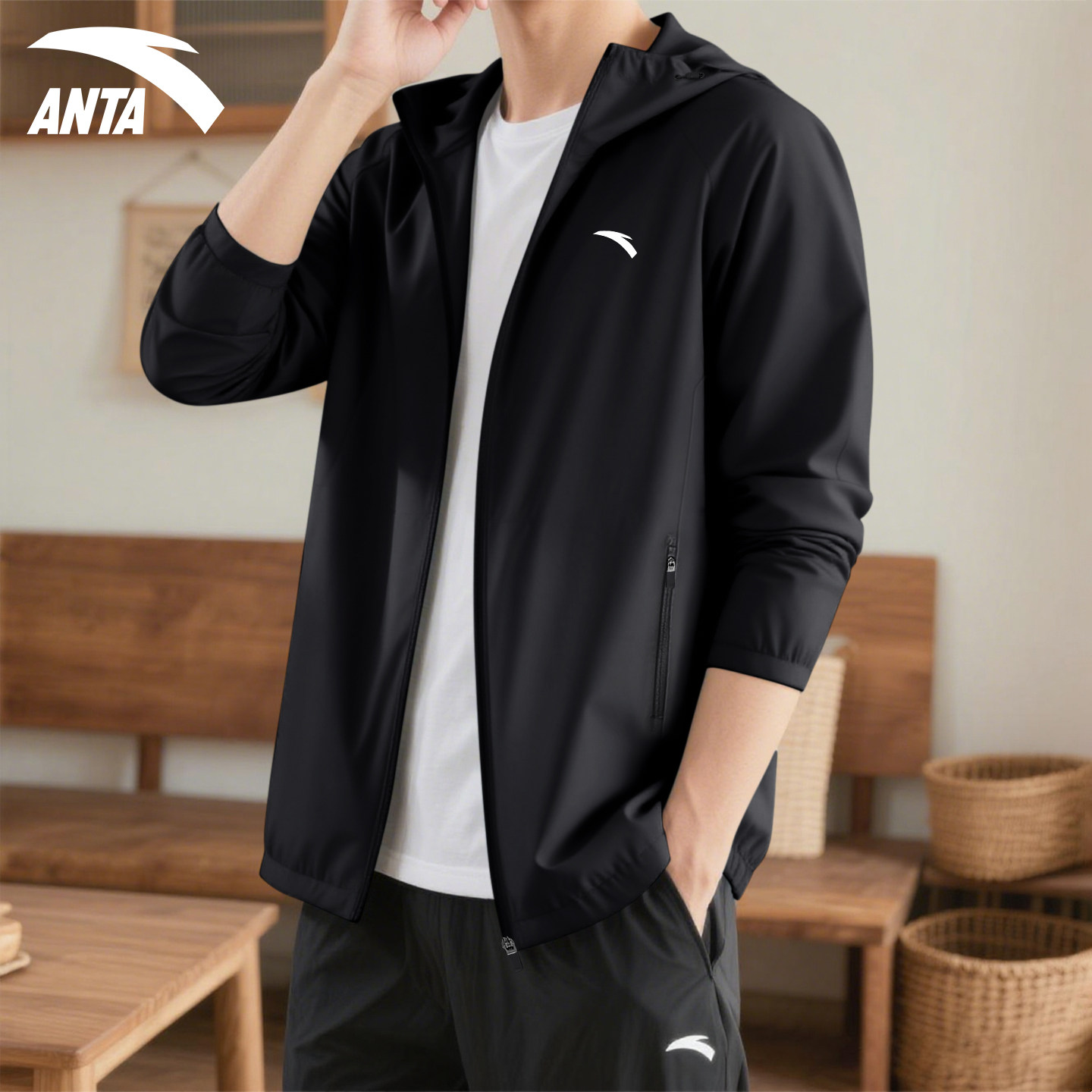 安踏连帽外套男春秋2026新款青少年黑色休闲防泼水夹克百搭运动服