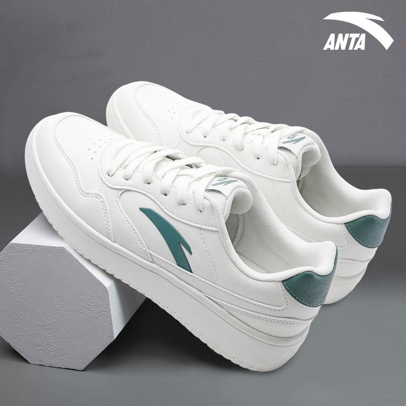 安踏板鞋男轻便透气软底