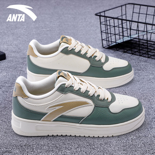 安踏男鞋轻便板鞋小白鞋