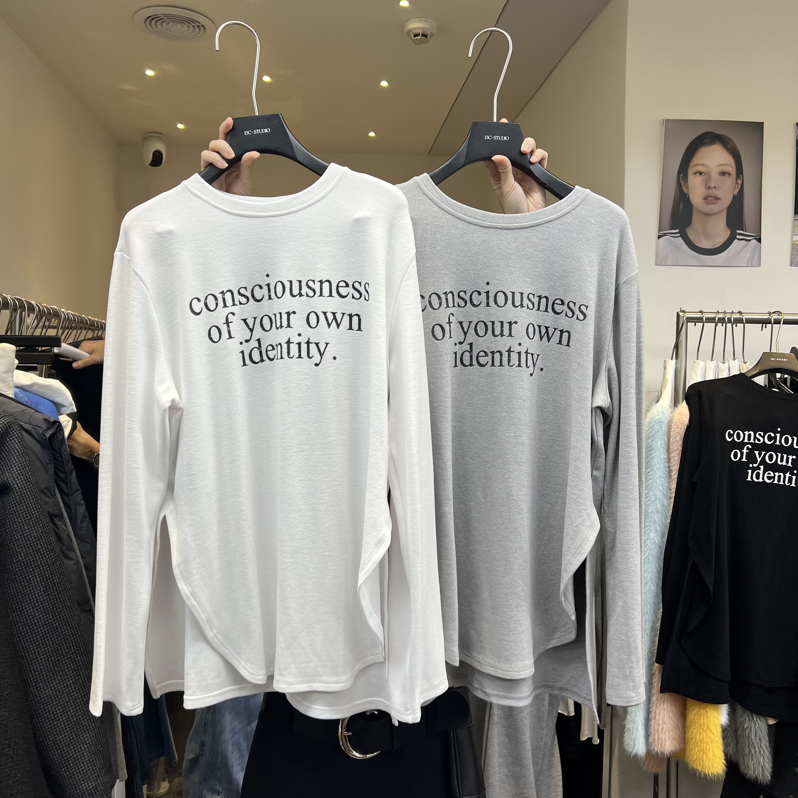 十三行13C2025秋冬新款松弛感宽松百搭磨毛字母T恤长袖打底衫1215