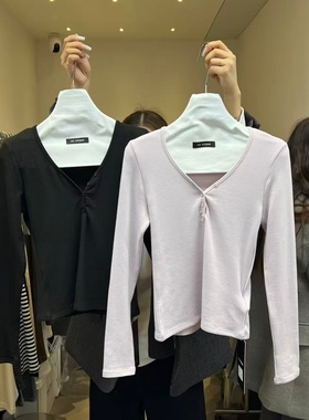 13C3763简约百搭V领排扣抓绒打底衫