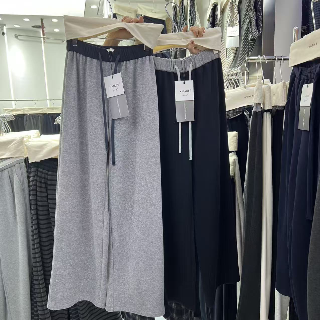 十三行新一街2025冬季新款韩版宽松百搭加绒阔腿裤休闲裤长裤7310