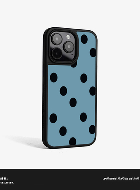 赵露思同款明星保护壳蓝底黑色波点磁吸晶瓷手机壳复古风古早风格适用于苹果12iphone16promax15plus13pro