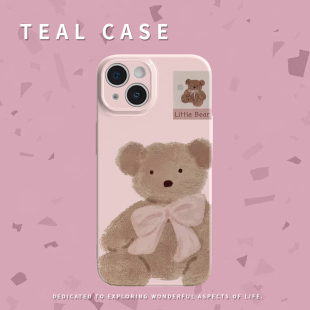 粉色玩偶小熊可爱菲林手机壳适用苹果16promaxiphoneOPPORENO10PROFINDX5PRO荣耀MAGIC4PROVIVOX200IQOONEO6