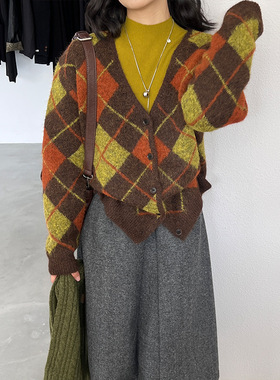 复古V领针织开衫女25冬加厚菱格设计小个子宽松显瘦外套高级感新