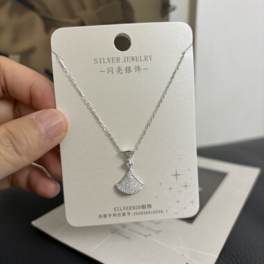 品牌精工！  S925通体纯银  5A闪锆   满钻大牌小扇子项链女礼物