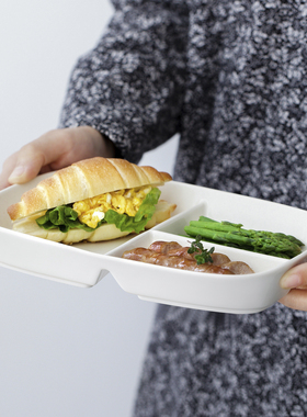 曼叙分餐盘高级感家用简约陶瓷分格盘早餐水果211减脂餐盘一人食