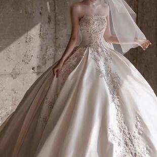 抹胸缎面主婚纱新娘2025新款重工高级质感长拖尾小个子出门纱法式