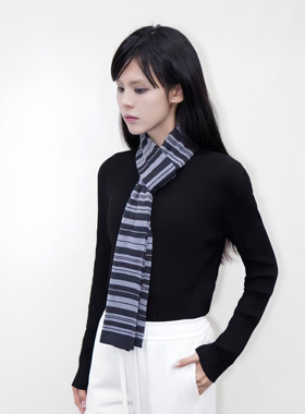 春山纺织｜【宇宙无D百搭氛围感】袖子围巾黑灰条纹简约秋冬围脖