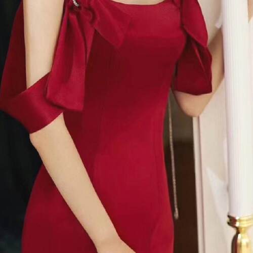 维纳斯婚纱礼服直播间