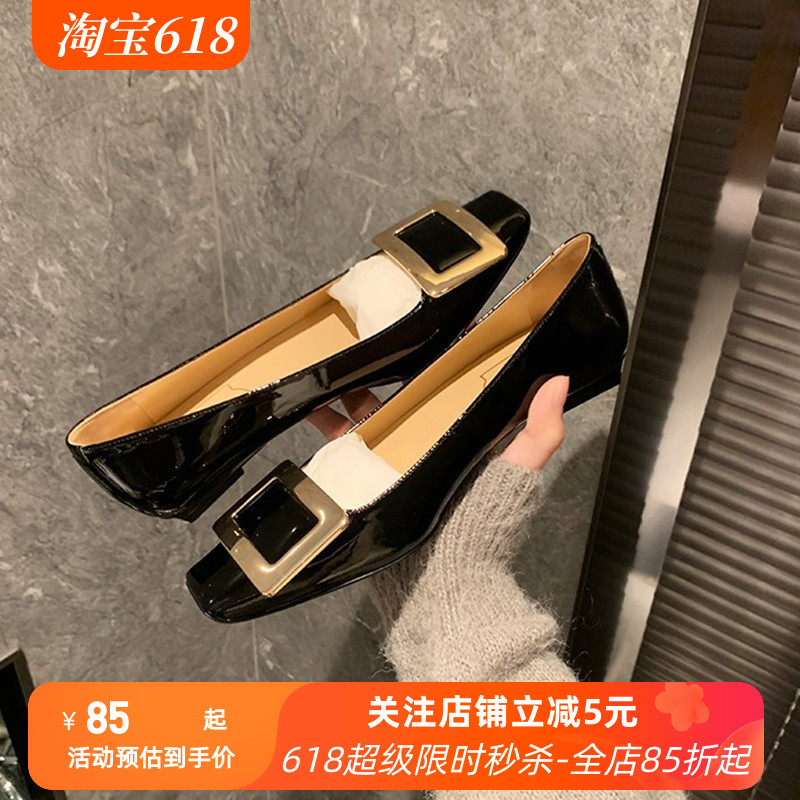 【现货】一件代发  rv方扣单鞋女方头粗跟漆皮金属浅口平底鞋