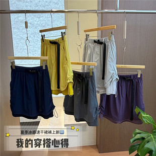 户外山系紧腰轻便户外跑步裤速干运动短裤女松防走光裙裤