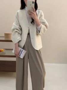 韩系V领羊毛呢子外套女2023秋冬小个子高级感短款双面羊绒大衣女