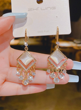 【厂货通】2024新品猫石耳环潮耳饰品韩国气质时尚流苏耳坠长款